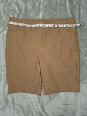 Chico's Women's Camel Pull-On Shorts